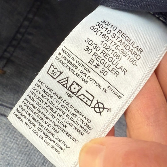 GAP Women’s 5” Short Mid Rise Dark Denim Short 30 10R - Picture 7 of 7